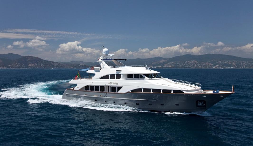 yacht Sea Century