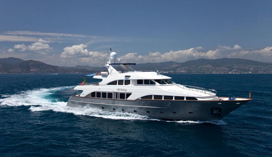 yacht Sea Century