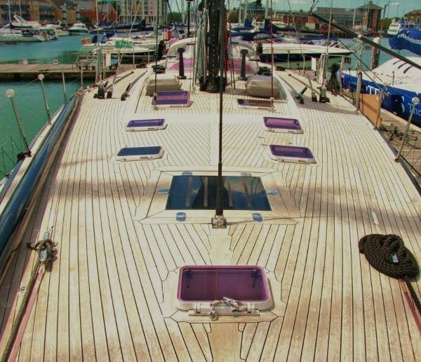 yacht Bristolian