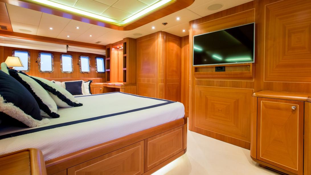 yacht Allure