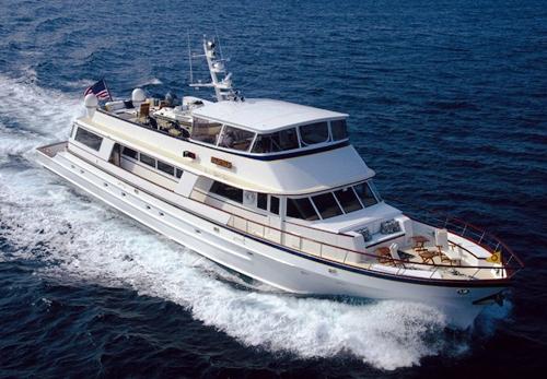 yacht Banyan