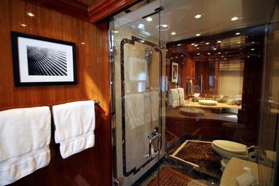 yacht Cameron Alexander