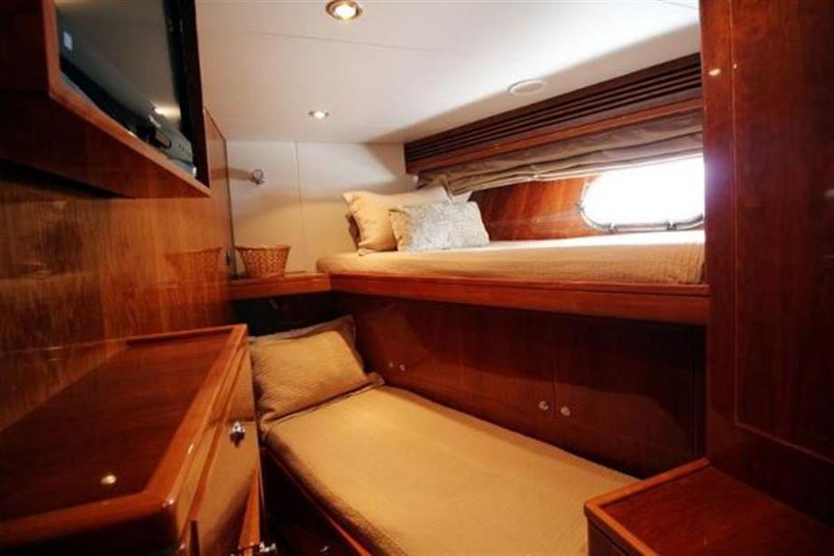 yacht Cameron Alexander