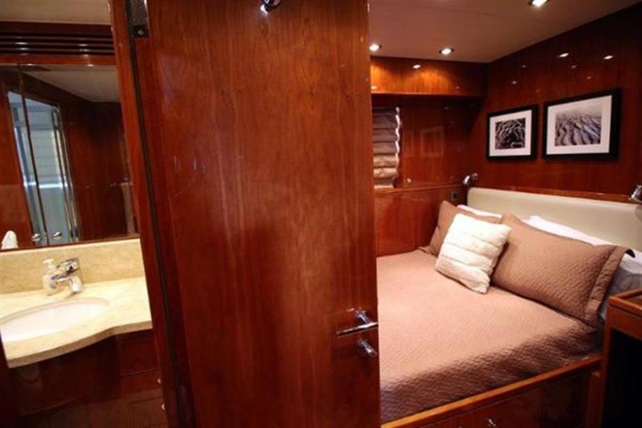 yacht Cameron Alexander