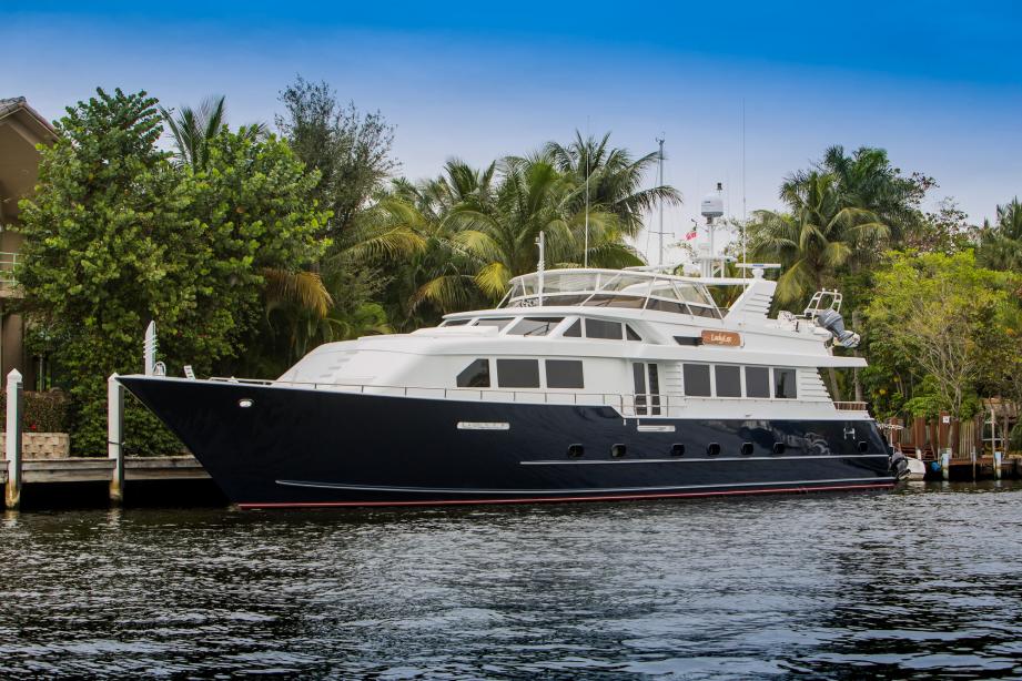 yacht Lady Lex
