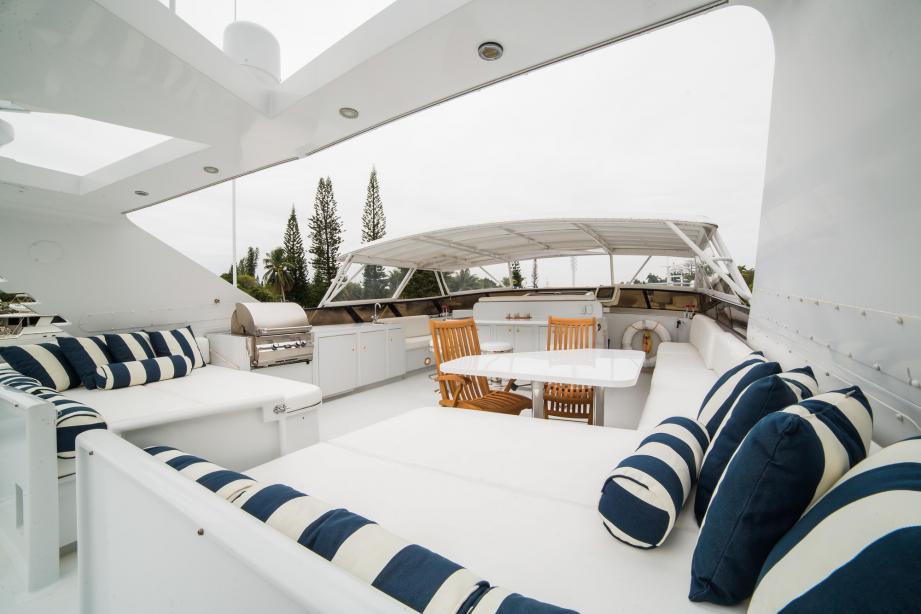 yacht Lady Lex
