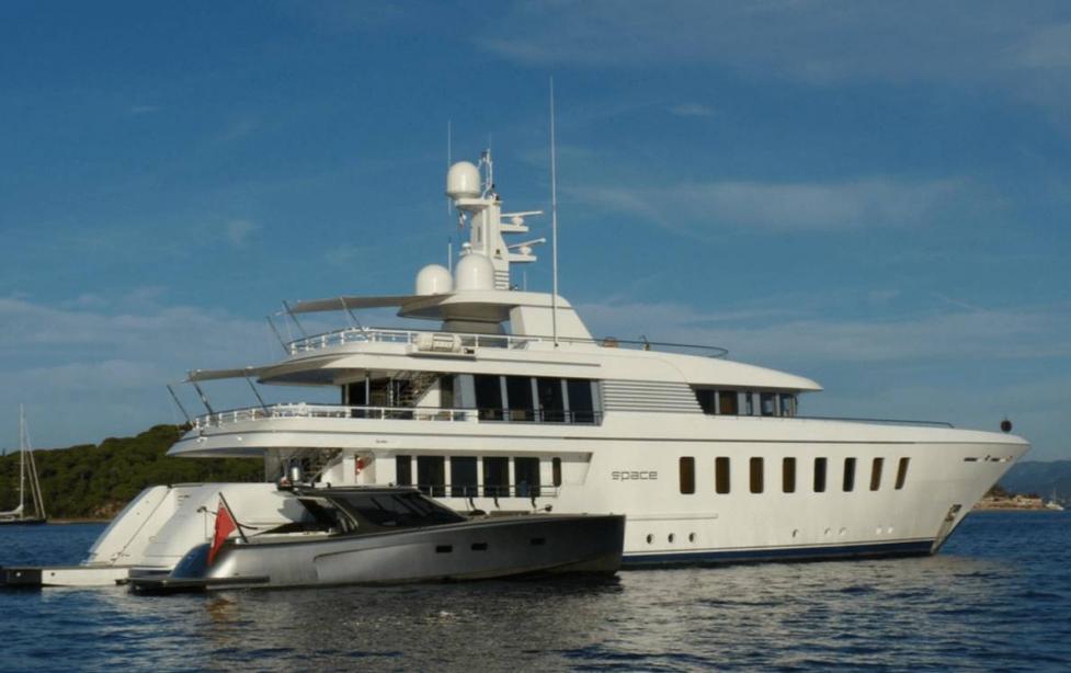 yacht Sport