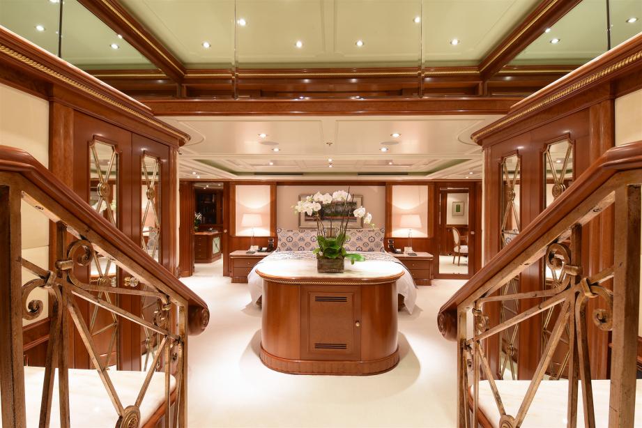 yacht Lady Michelle