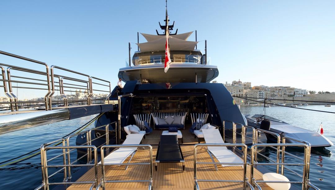 yacht Sarastar