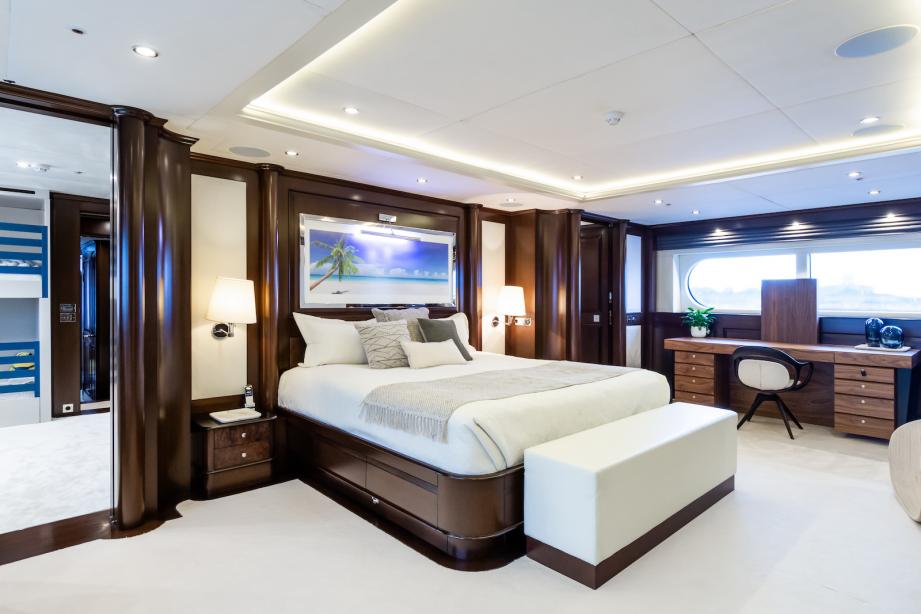 yacht Mochafy 22