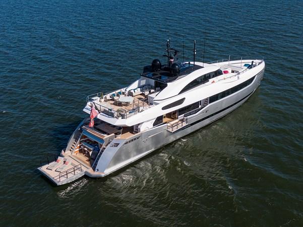 yacht Eleonora III