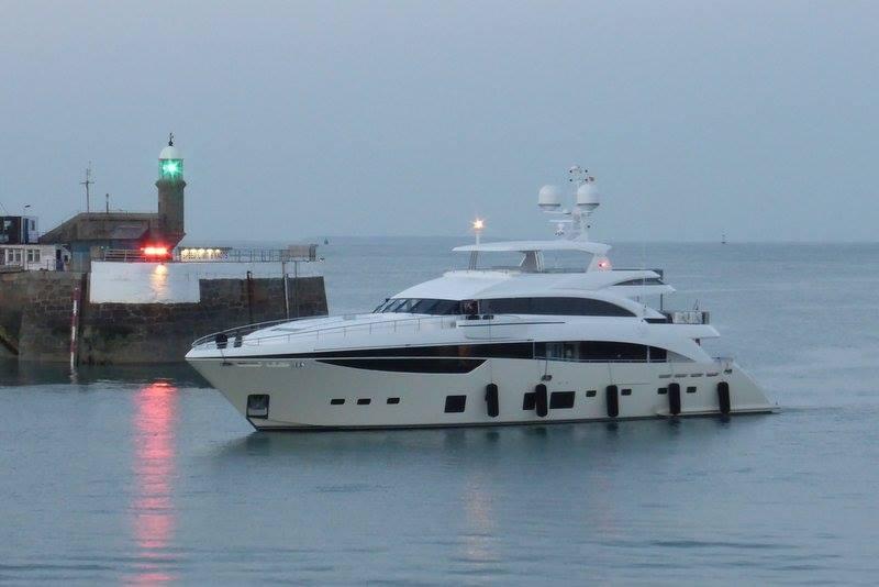 yacht Ace 2