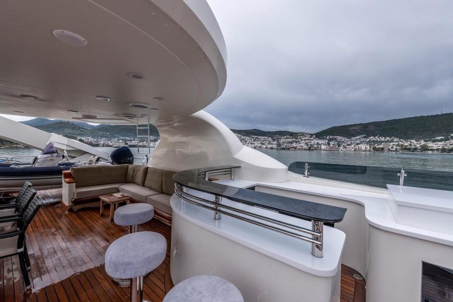 yacht Serenity II