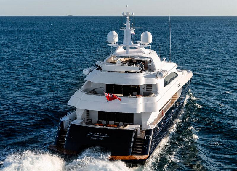 yacht Zenith