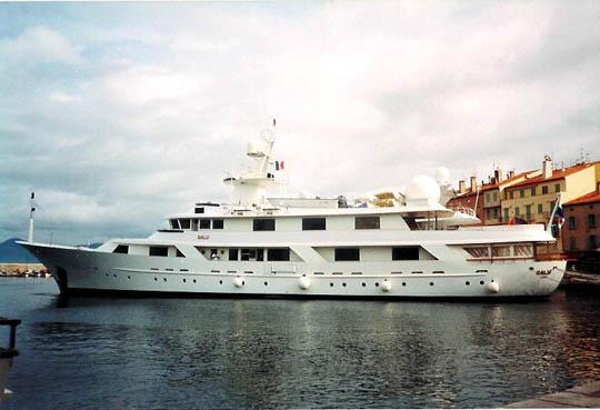 yacht Galu