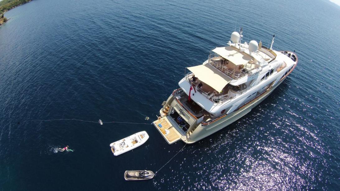 yacht Virtue
