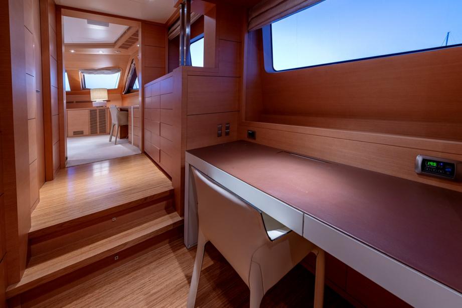 yacht Lady H