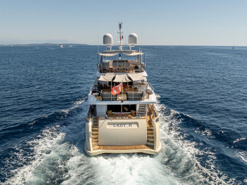 yacht Lady H