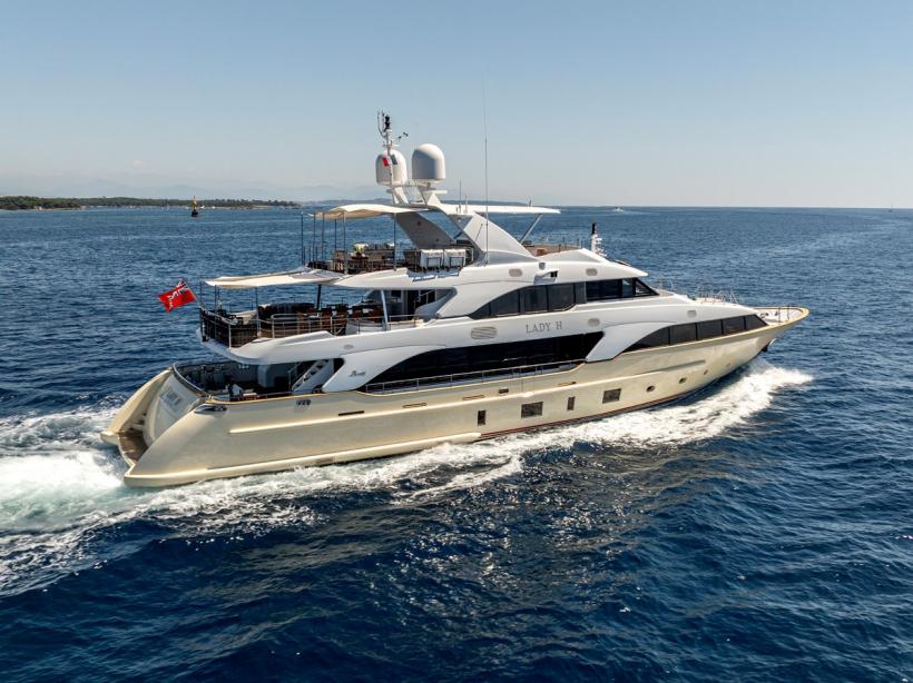 yacht Lady H