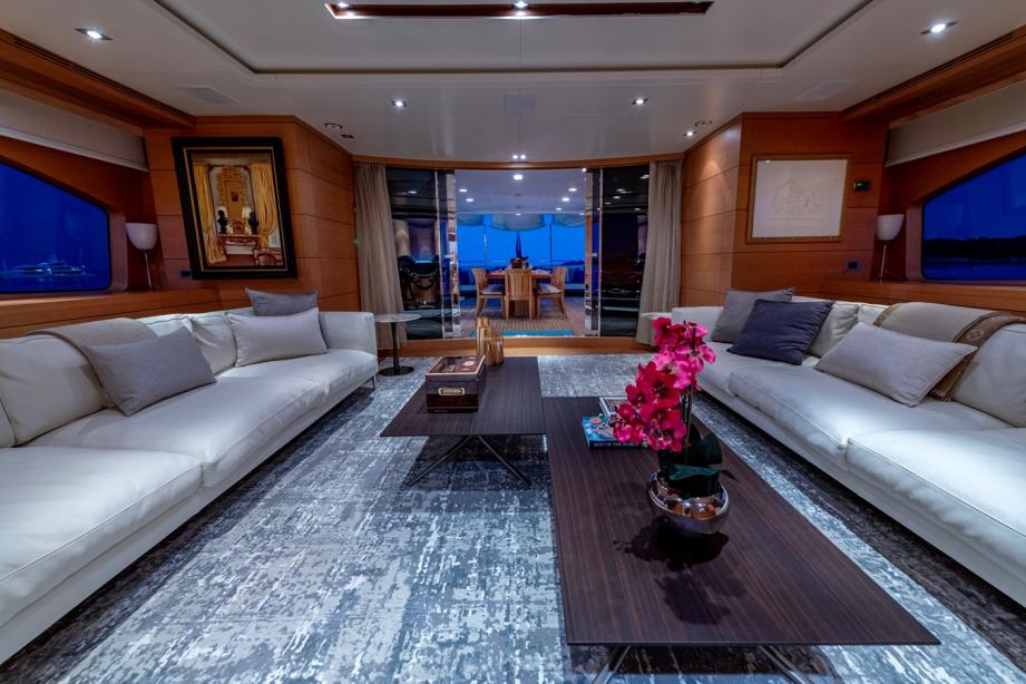yacht Lady H