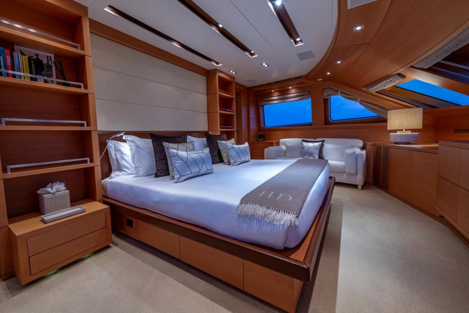 yacht Lady H