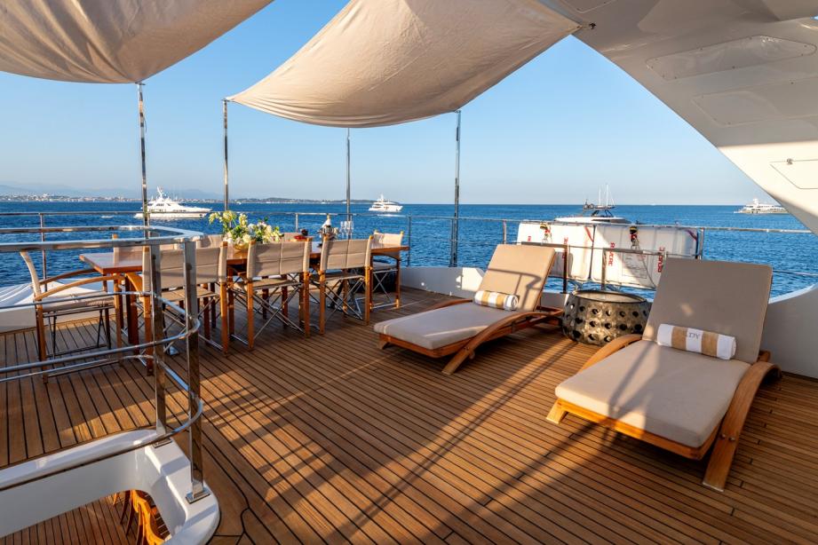 yacht Lady H