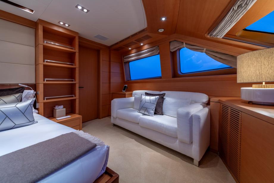 yacht Lady H