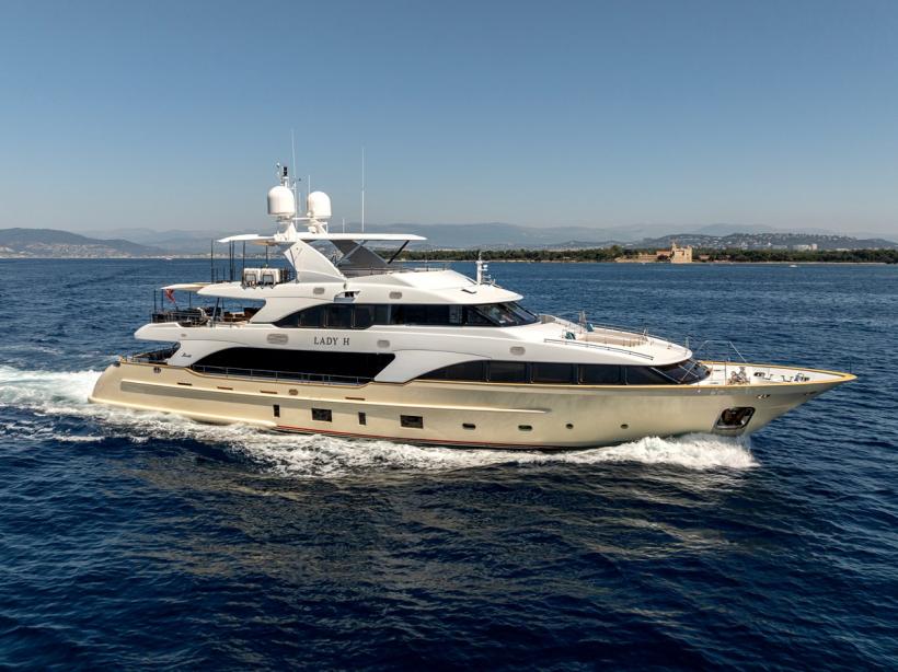 yacht Lady H