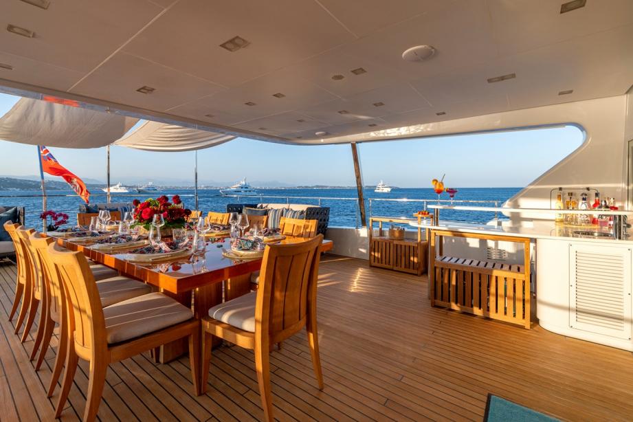 yacht Lady H
