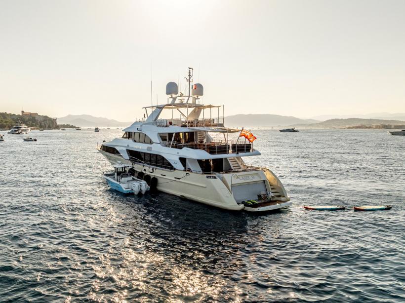 yacht Lady H