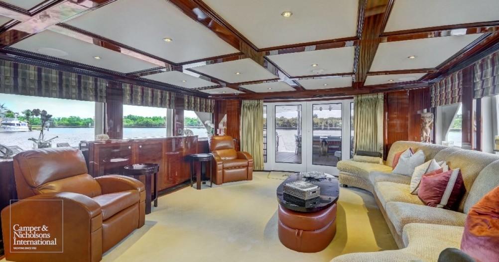 yacht Serque