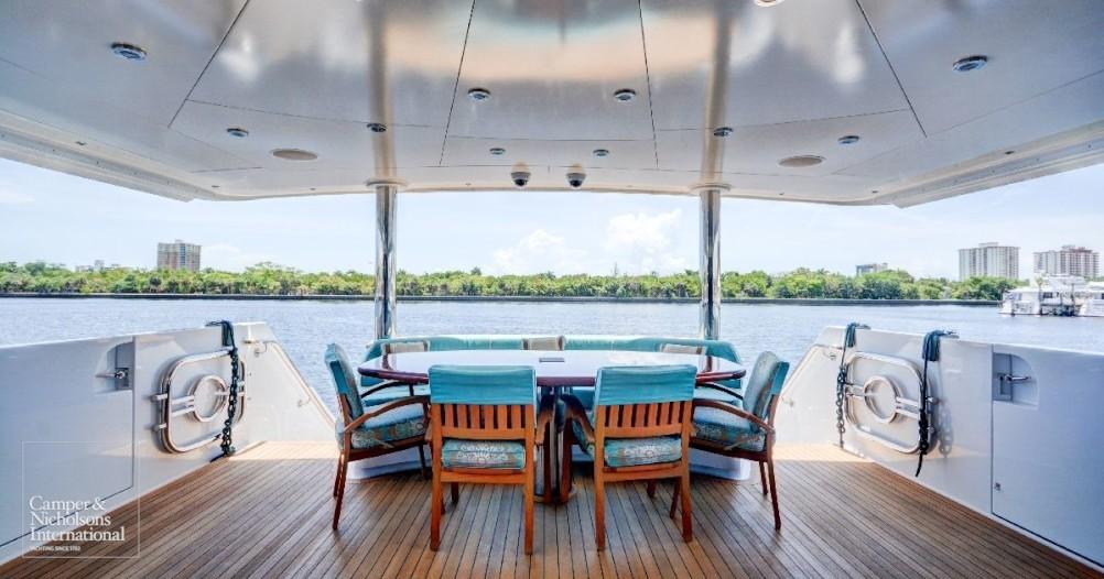 yacht Serque