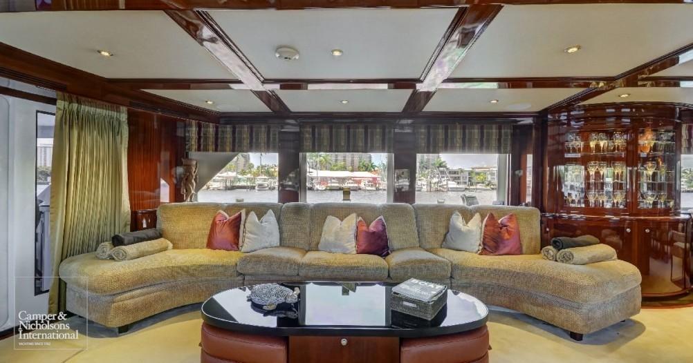 yacht Serque