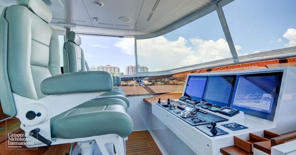 yacht Serque