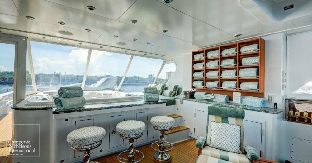 yacht Serque