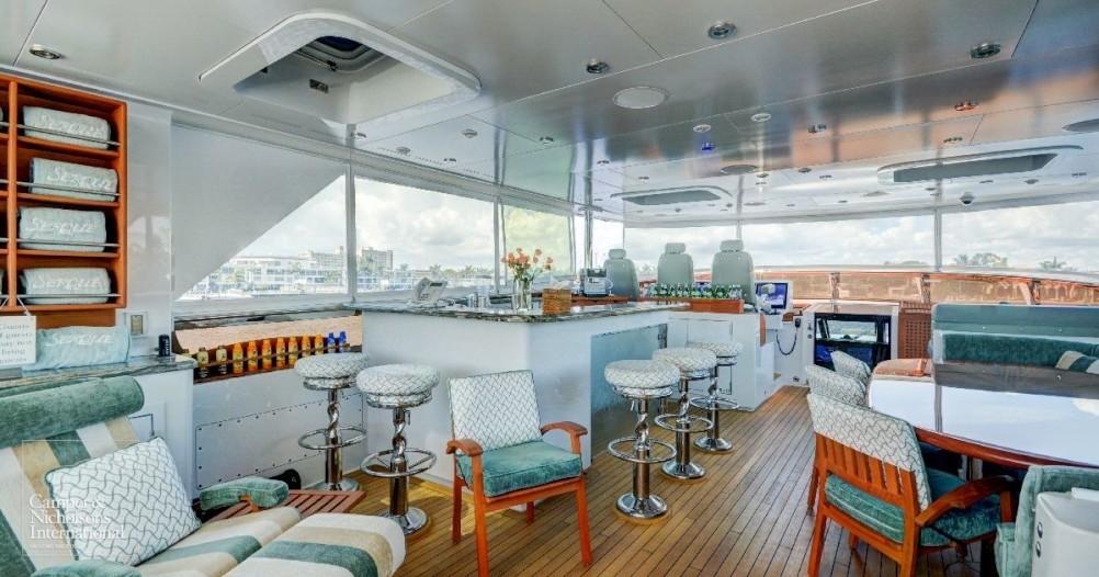 yacht Serque