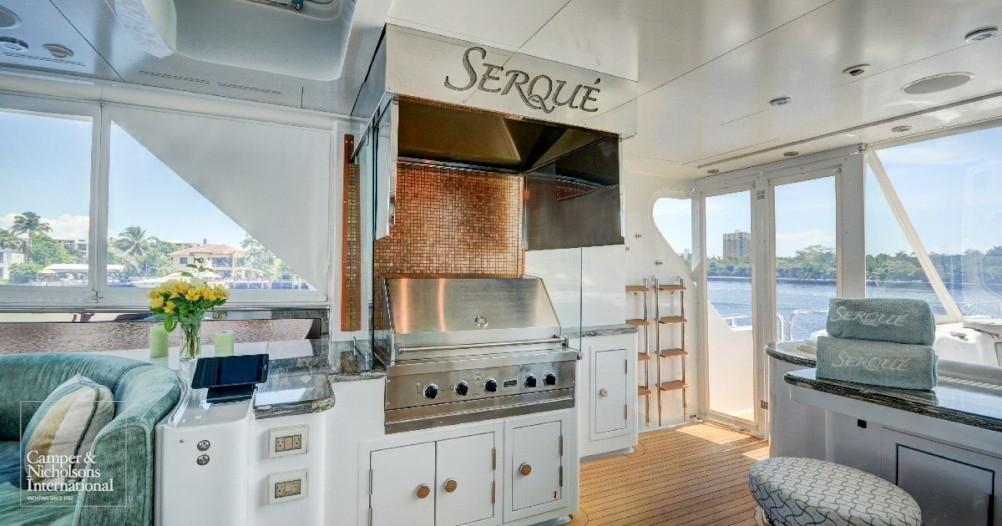 yacht Serque