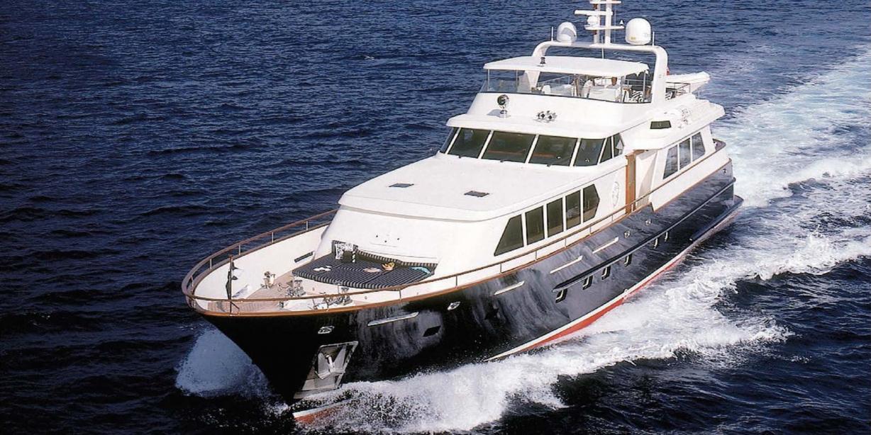 yacht Cassiopeia