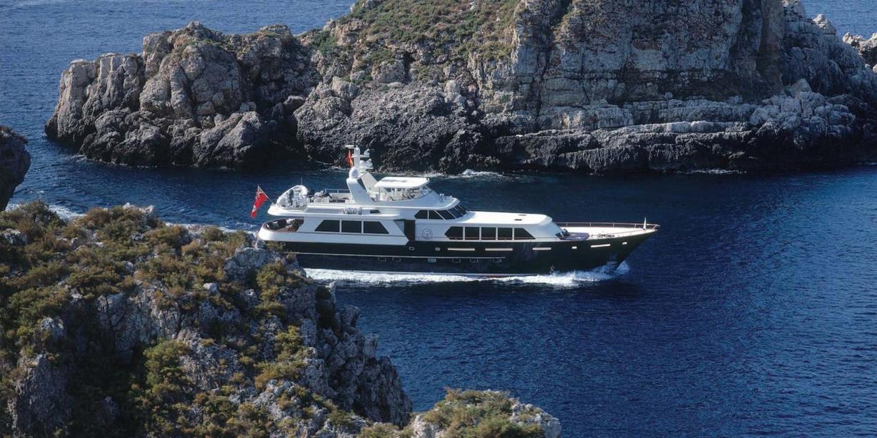 yacht Cassiopeia