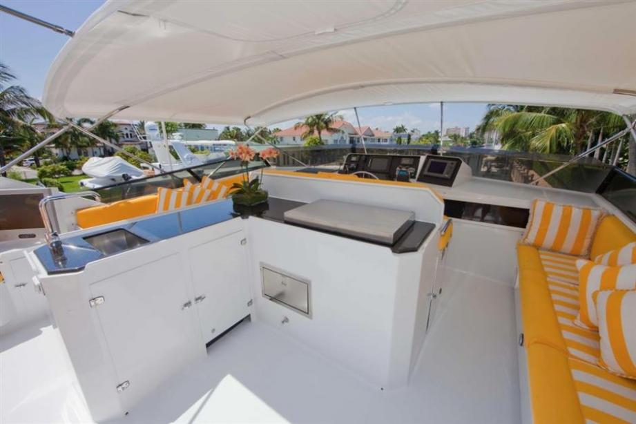 yacht Mon Sheri
