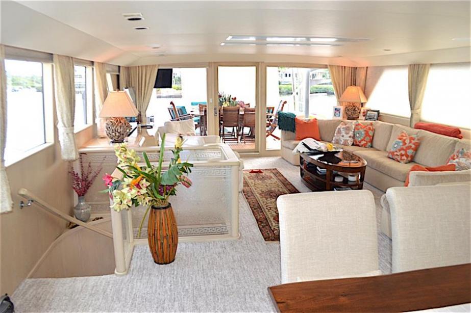yacht Mon Sheri