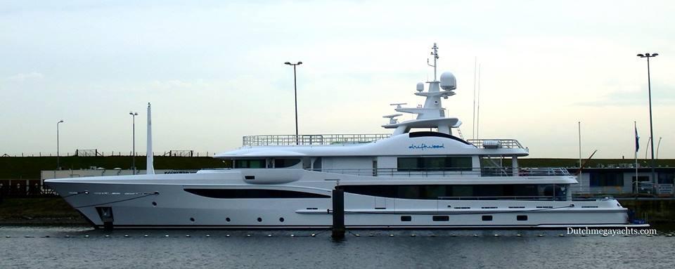 yacht Driftwood
