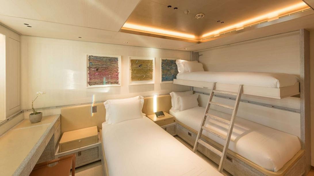 yacht Driftwood