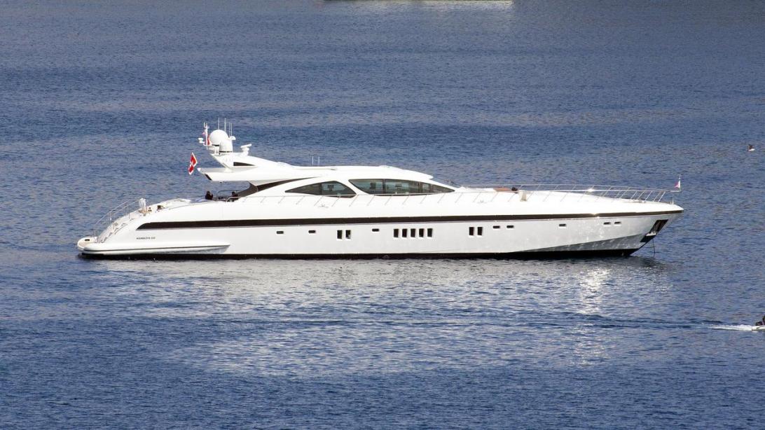yacht Paula & Biel