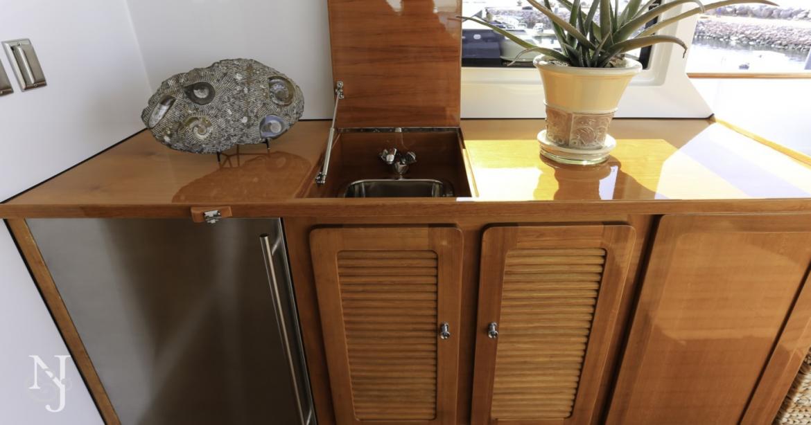 yacht Synthesis 66