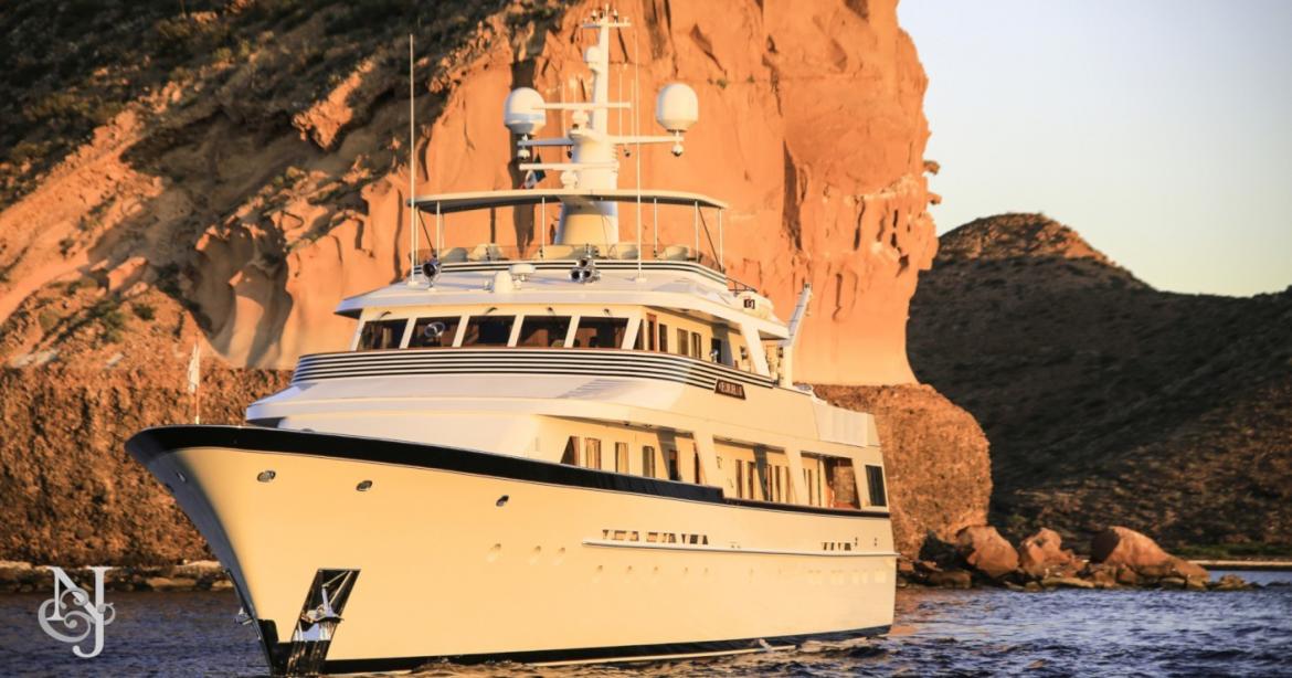 yacht Synthesis 66