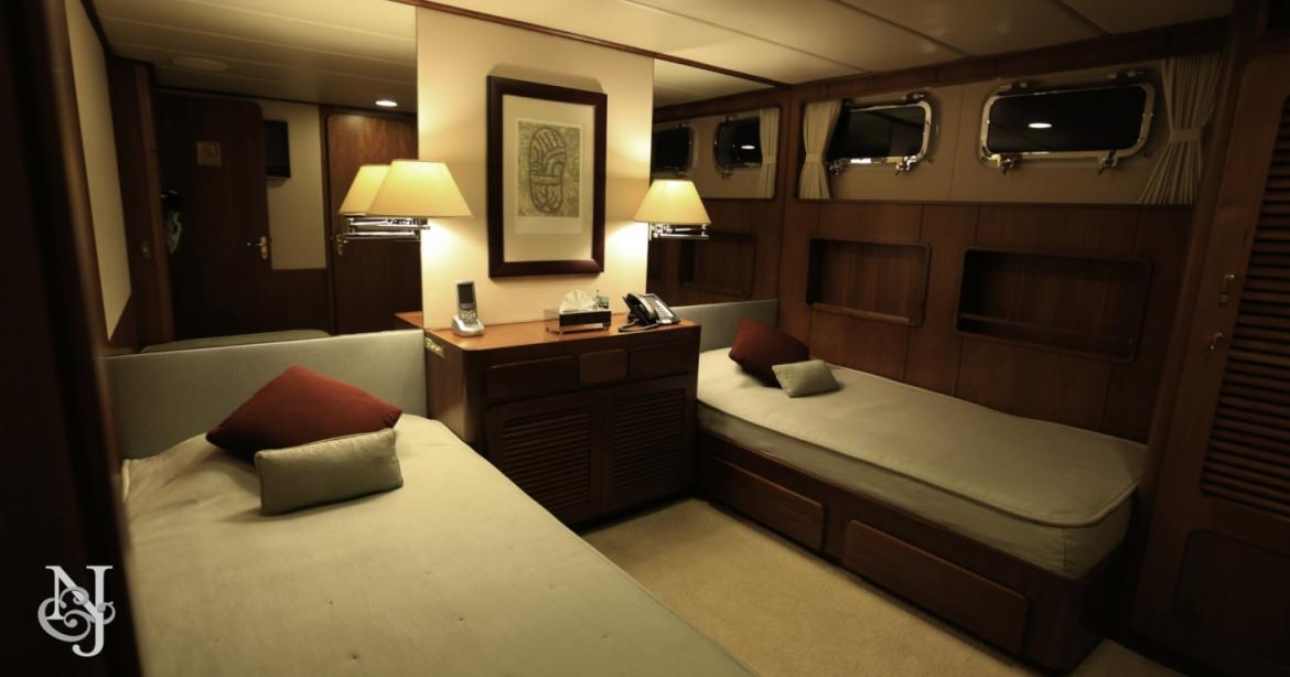 yacht Synthesis 66