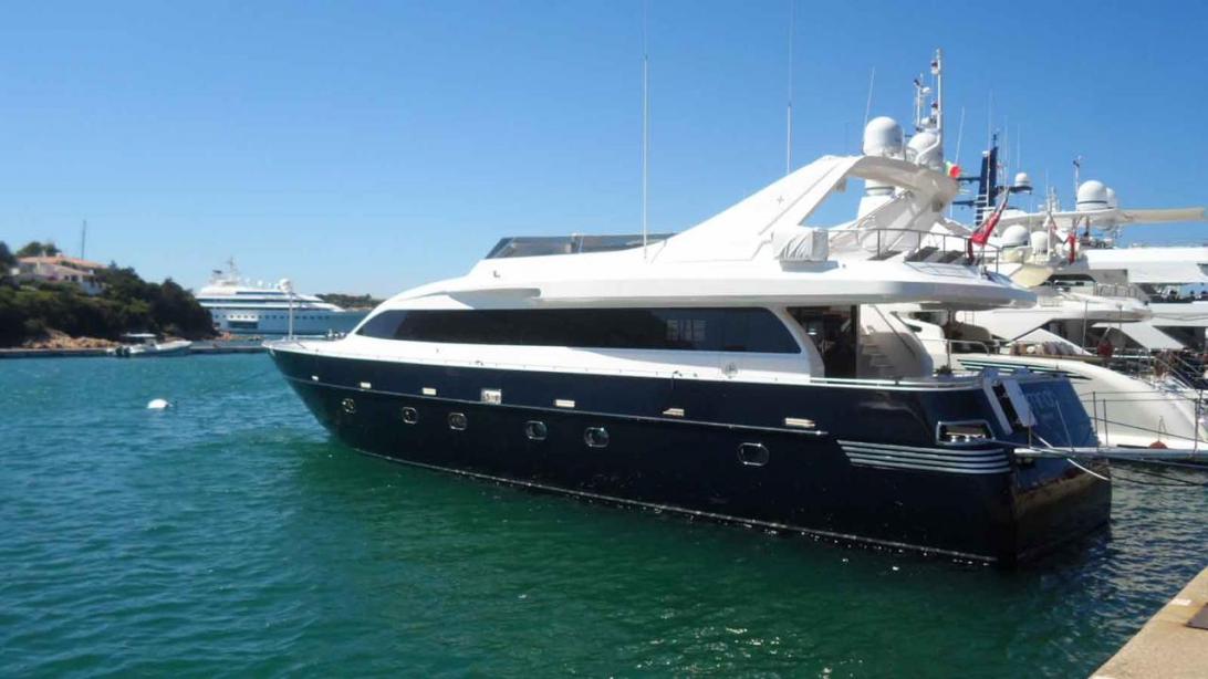 yacht Aminah