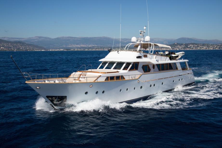 yacht Libertus