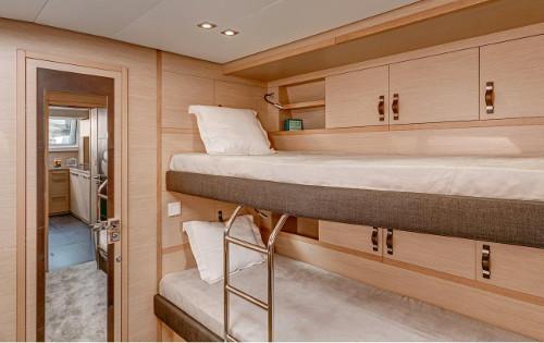 yacht Melarnie
